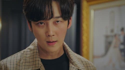 Eun Byeol Takes The Stage